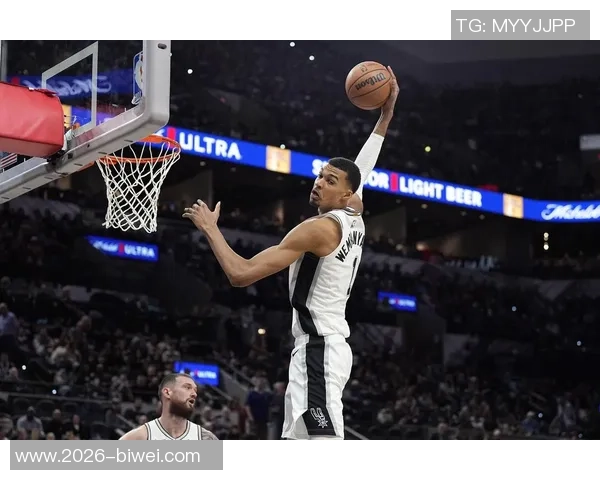 名嘴点评文班亚马身体变化超预期展现强壮实力 名嘴点评文班亚马身体变化超预期展现强壮实力