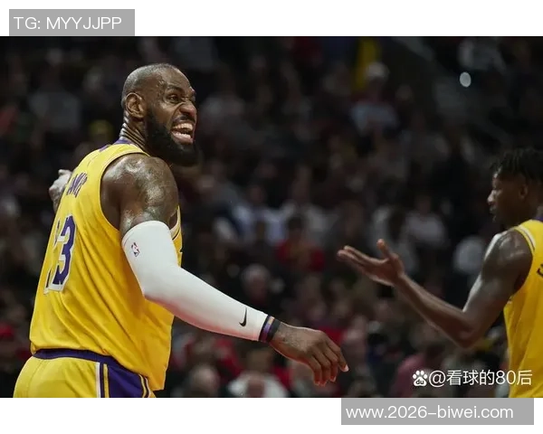 詹姆斯展望新赛季强调开拓者与爵士的潜力与悬念