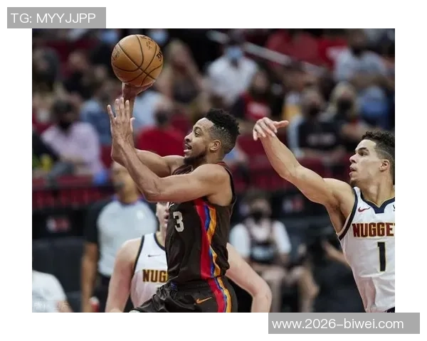 茂茂发力杰基杨错失关键上篮WNBA半决赛抢五战进入激烈加时赛