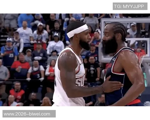 哈登三分火力全开半场独得26分快船领先太阳16分小卡与狄龙合力贡献28分